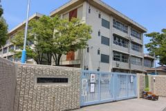 摂津市立第五中学校