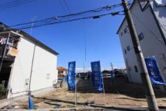 現状更地です。契約後建築予定の土地です。