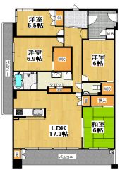南西角部屋で収納も豊富なお部屋です。